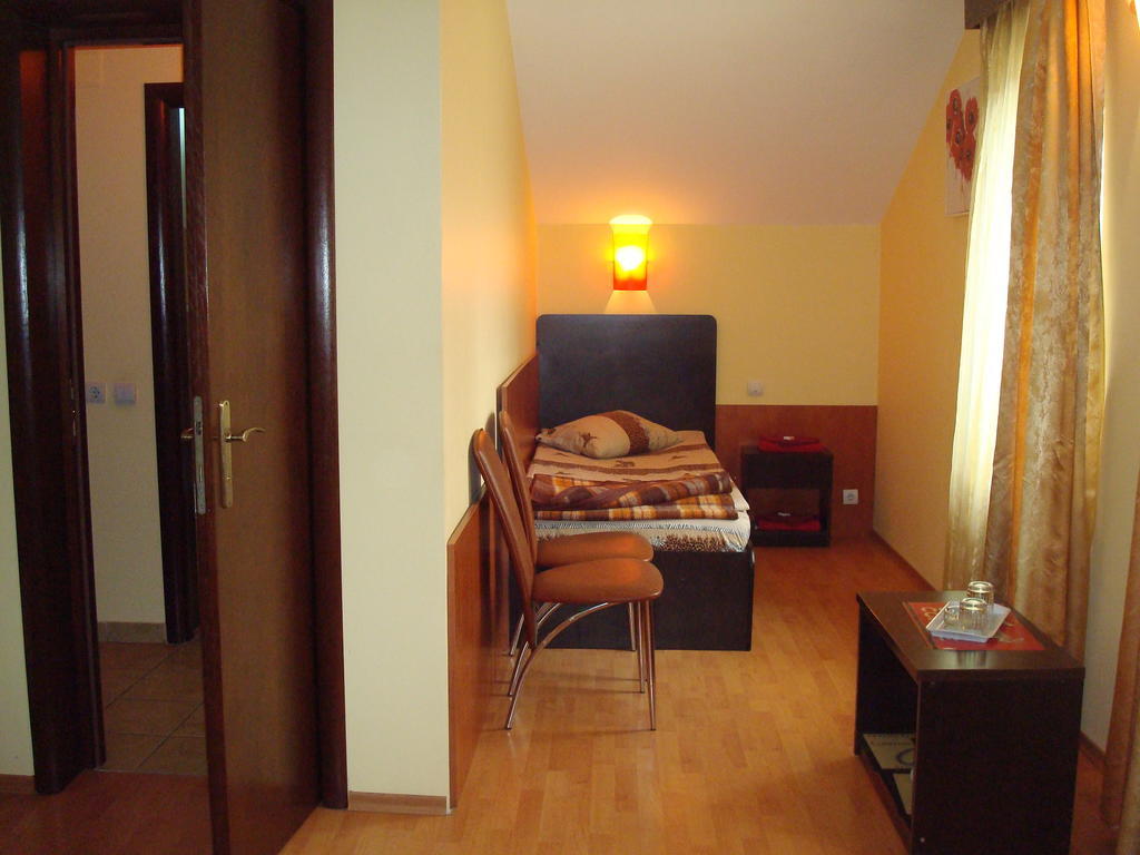 Pensiunea Marc Suceava Habitación foto