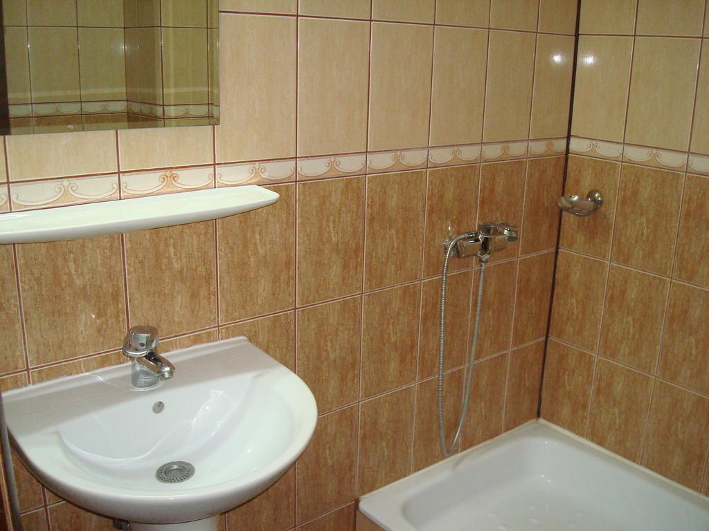 Pensiunea Marc Suceava Habitación foto